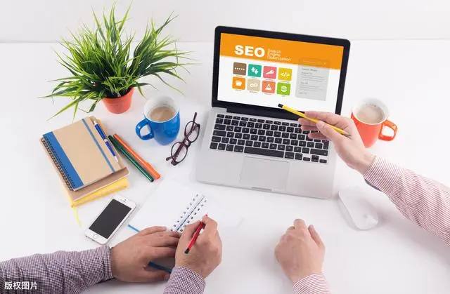 胡歌拥抱并夸了杨紫